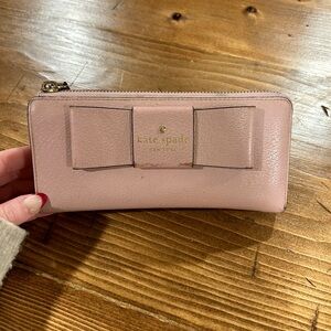 Kate Spade Pink Bow Zip Wallet